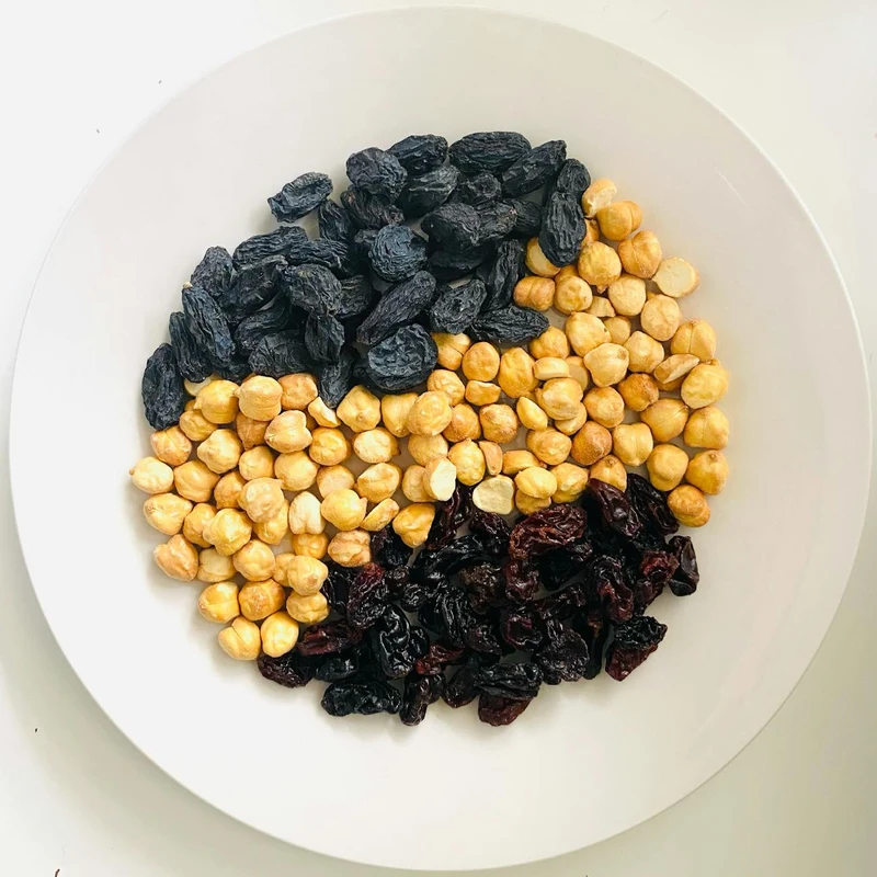 Raisin — natural source material